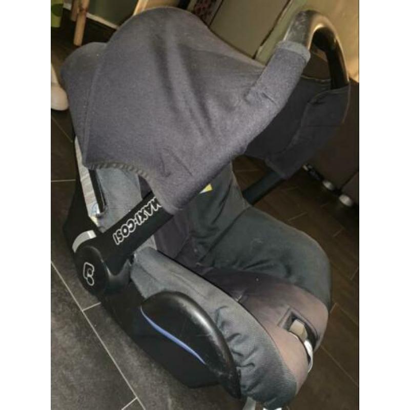Maxi-cosi met voetenzak