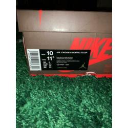 Nike Air Jordan 1 Travis Scott 44