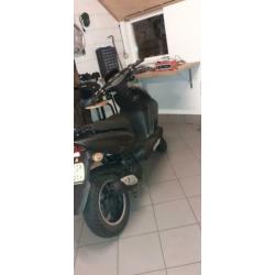 Scooter moet nu weg!