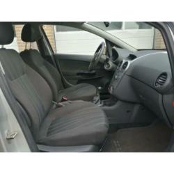 Opel Corsa 1.4 16V 5D | Airco | Cruise | Zeer nette auto!