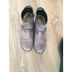 Wolky enkellaarsjes maat 37 beige / bruin laarzen