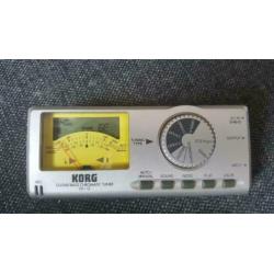 Behringer gitaar amplifier & KORG basgitaar Chomatic tuner