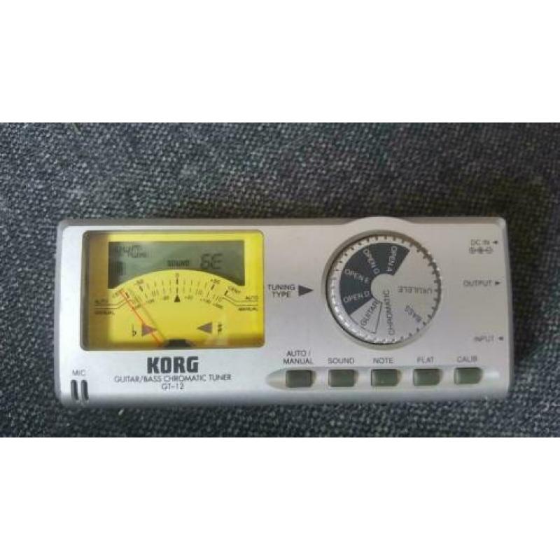 Behringer gitaar amplifier & KORG basgitaar Chomatic tuner