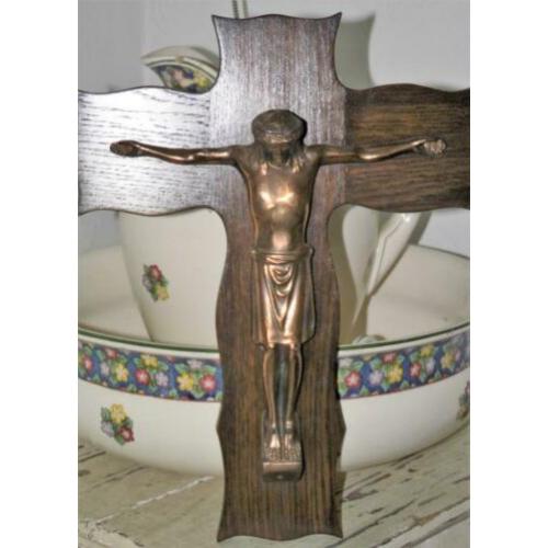Crucifix kruis met koperen Jezus (864)