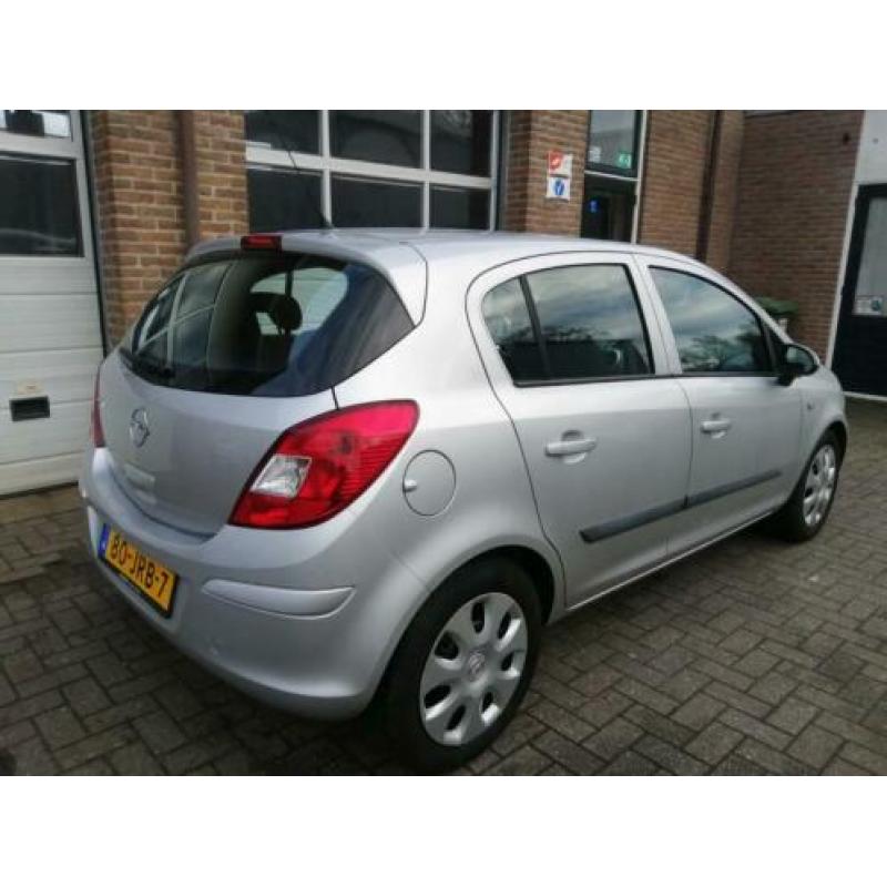 Opel Corsa 1.4 16V 5D | Airco | Cruise | Zeer nette auto!