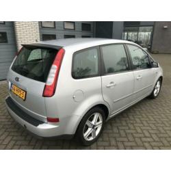 Ford Focus C-MAX 2.0-16V Ghia (bj 2005, automaat)