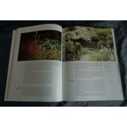 TUINSTIJLEN Fieke Hoogvelt tuin tuinieren boek 143 blz. ISBN