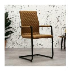 4 eetkamerstoelen cognac ! Slechts 250,-