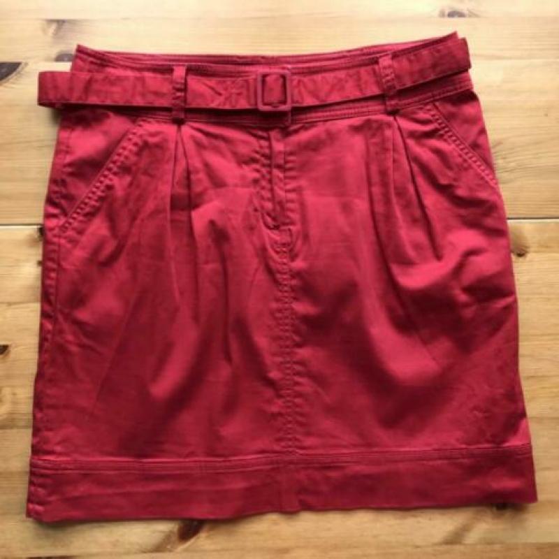 H&M 40 nette rode kokerrok taillerok ceintuur egf