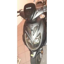 Scooter moet nu weg!