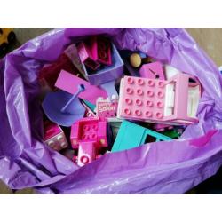 soort duplo merk unico, van hello kitty
