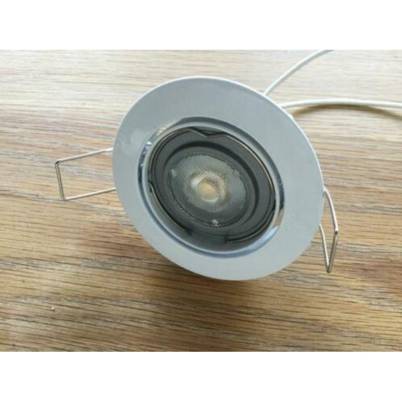 Inbouwspots hoogglans wit Philips 10 stuks 4W,2700K,+ lampen