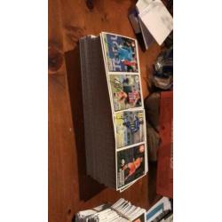 Heel veel dichte pakjes ( 2 complete dozen) en 3 albums.