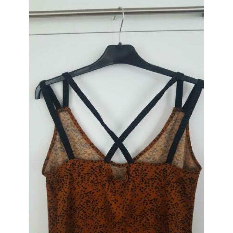 Top met print en zwarte bandjes maat 42 NIEUW