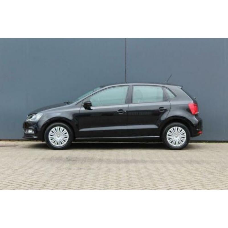 Volkswagen Polo 1.0 Comfortline 5drs | Navigatie | Airco | C