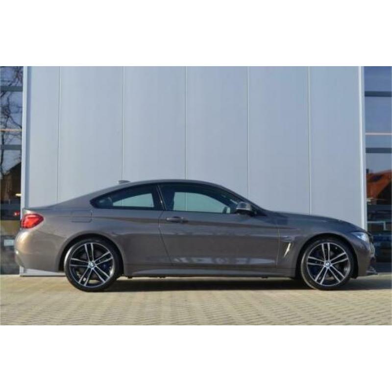 BMW 4 Serie Coupé 420i Executive Edition / BMW Individual /