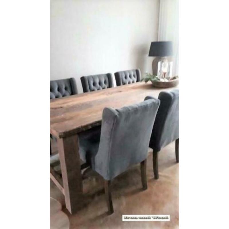 Robuuste eettafels van oud eiken barnwood / wagonplanken
