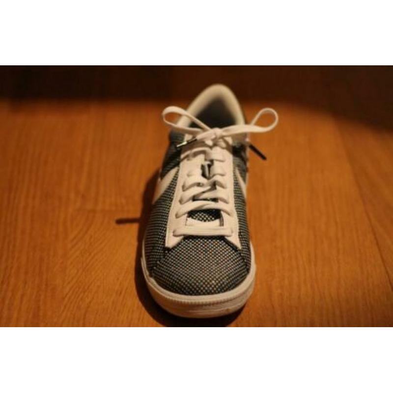 Nike Courtside schoenen maat 43 nieuw!