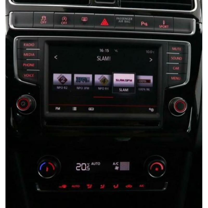 Volkswagen Polo 1.4 TSI BlueGT Xenon Pano Automaat