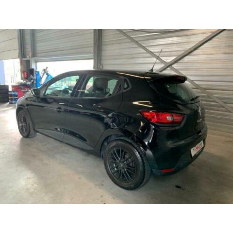 Renault Clio 1.2 16V
