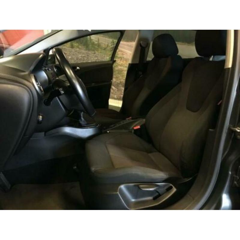 SEAT Leon 1.6 Sport | 2e eigenaar | Airco | Cruise control |