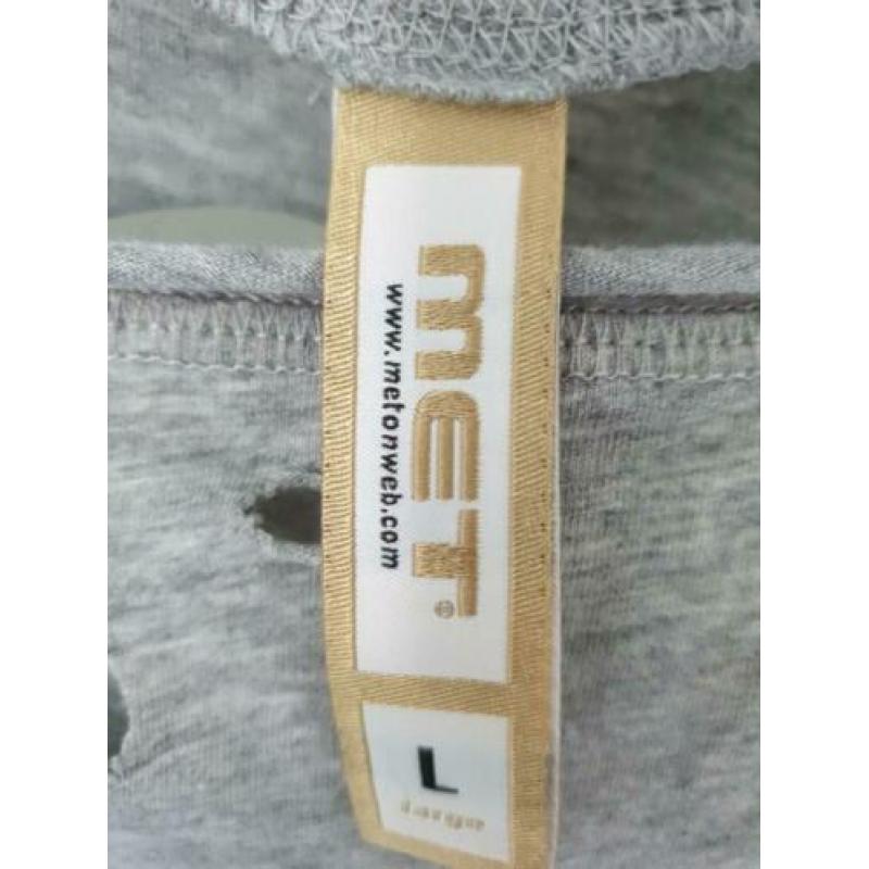 Met injeans