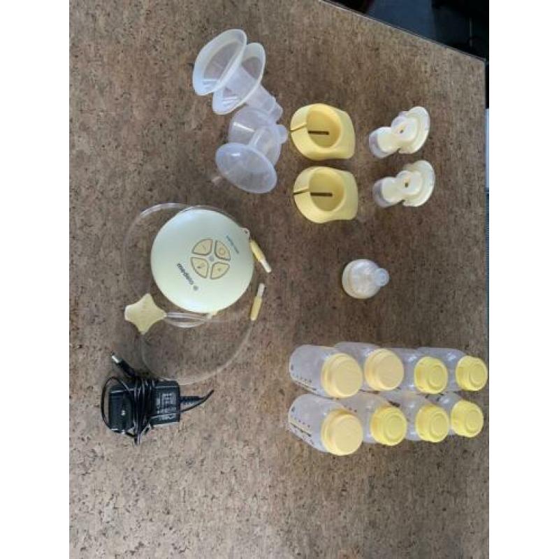 Nette Medela swing dubbele kolf, M+L borstschilden, flesjes