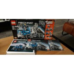 Lego Technic 2 in 1 truck 8052(compleet).
