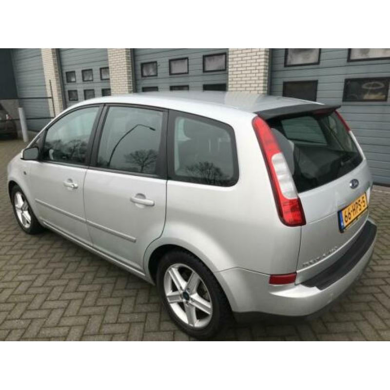 Ford Focus C-MAX 2.0-16V Ghia (bj 2005, automaat)