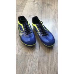 Spikes Asics