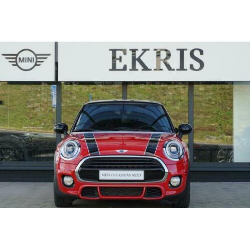MINI 3-deurs Cooper JCW Chili + Wired + Pano (bj 2018)