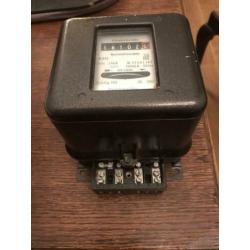 AEG J16G 230 Volt Tussenmeter zwart