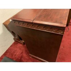 Hammond orgel Cv en cabinet