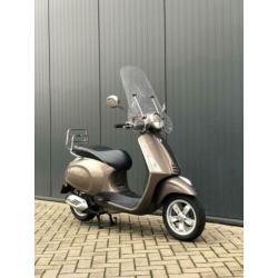 Vespa Primavera Brom 2015 Maronne ‘ACTIEPRIJS’