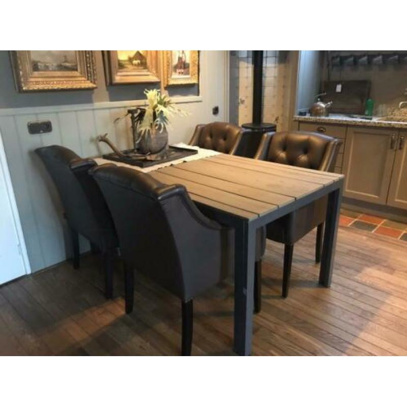 Prachtige Leren stoelen. KEIJSER & CO. zo goed als nieuw