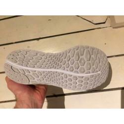 New balance vongo dames maat 41