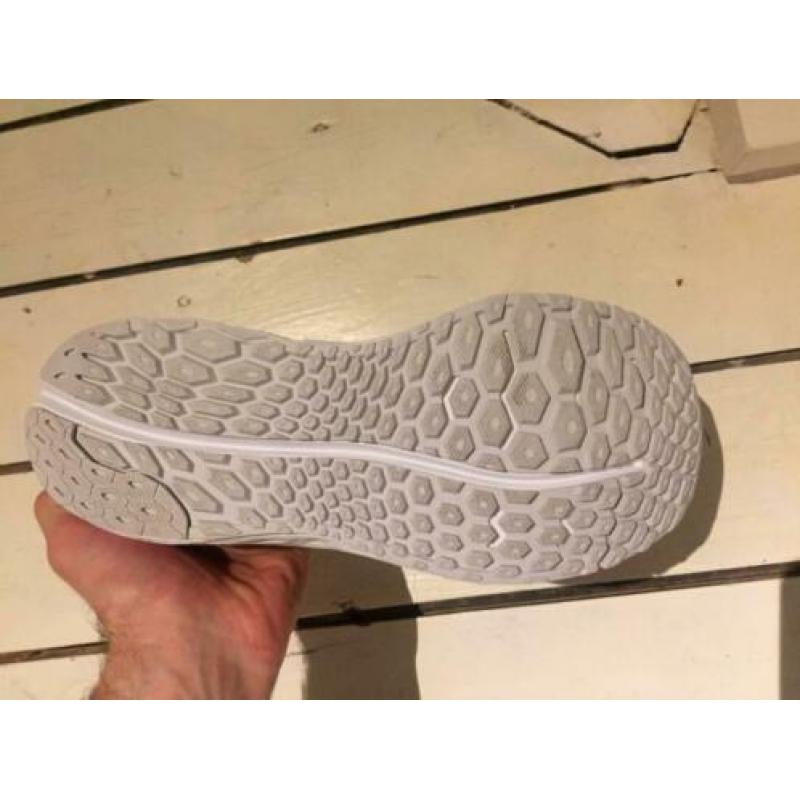 New balance vongo dames maat 41