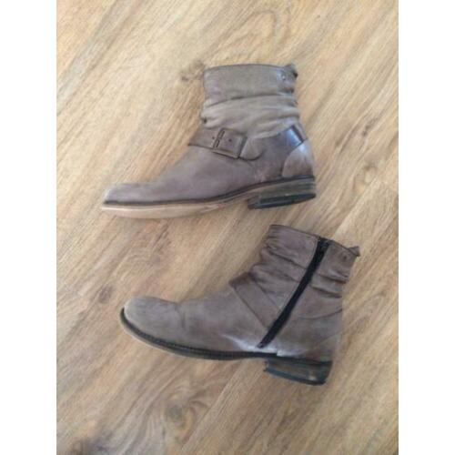 Wolky enkellaarsjes maat 37 beige / bruin laarzen