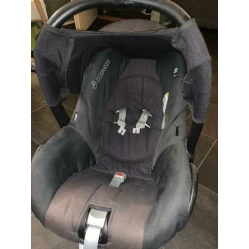 Maxi-cosi met voetenzak