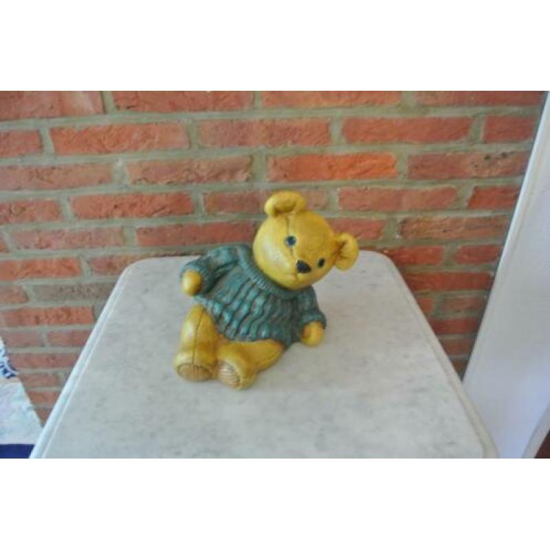 Twee Beelden (Beren) Jongen/Meisje Gedateerd 1994