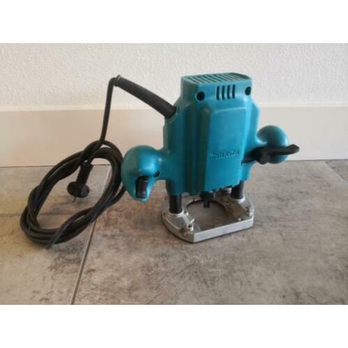 Makita 3620 bovenfrees voor 8mm frezen - in goede staat!