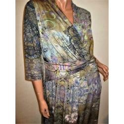 PROMISS ! Jurkje in paisley print mt 44.