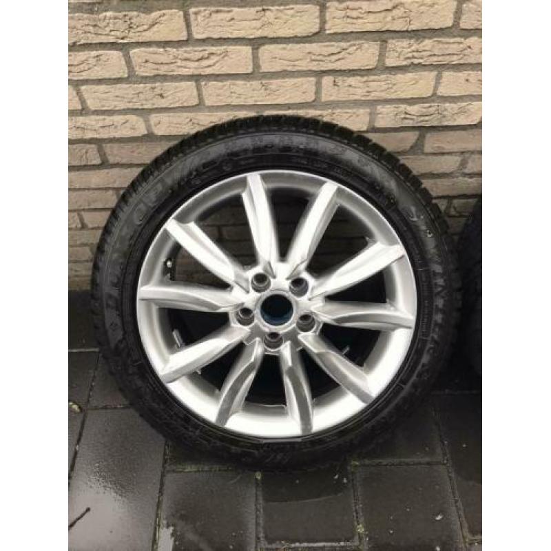 Winterbanden + LM velgen 17”
