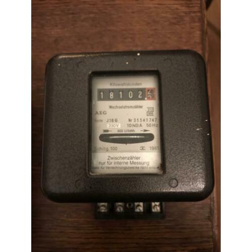 AEG J16G 230 Volt Tussenmeter zwart