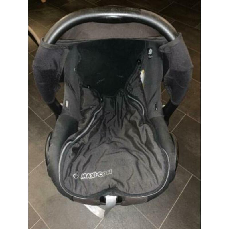 Maxi-cosi met voetenzak