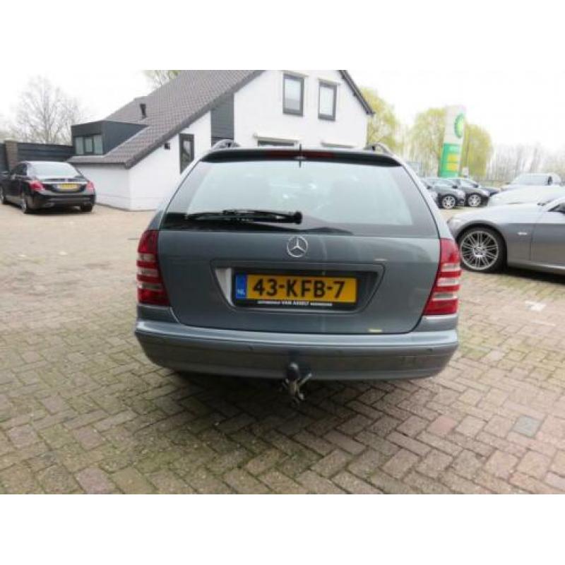 Mercedes-Benz C-Klasse Combi 220 CDI Elegance Aut. Navi , Cl