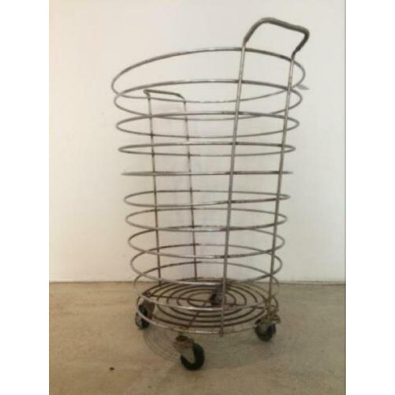 Prachtige erg grote metalen mand, retro vintage 1960 Frans