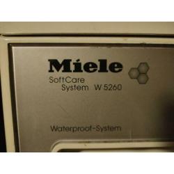 Miele wasmachine met ijzeren trommelkruis en condensdroger