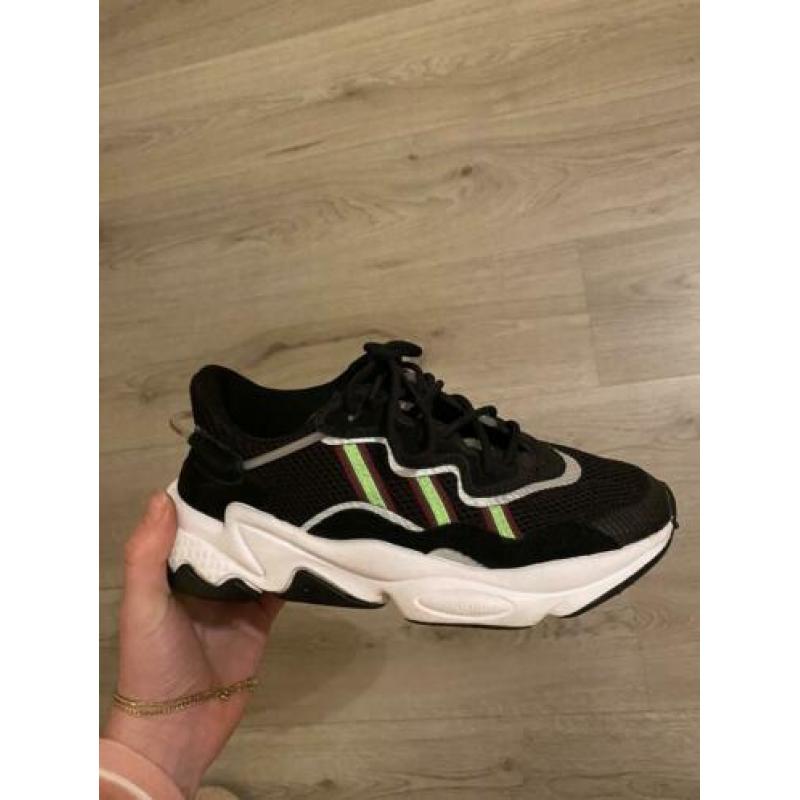 Ozweego | Adidas | 36