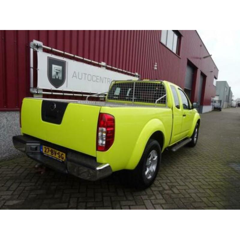 Nissan Navara 2.5 dCi SE King Cab // Clima // 4X4 // Nette a